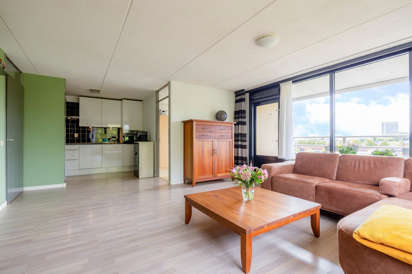 Foto 20 van Linschotensingel 1-EB