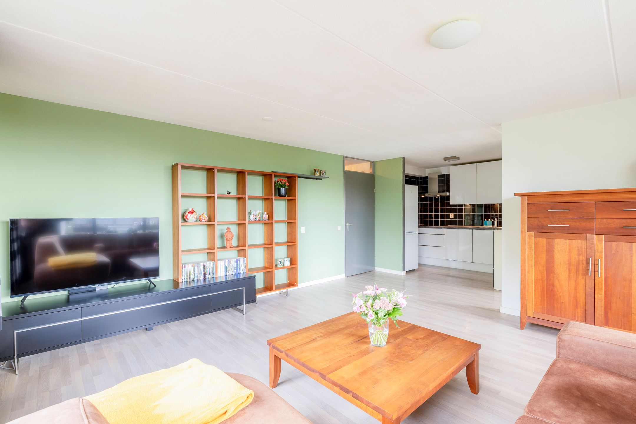 Foto 21 van Linschotensingel 1-EB