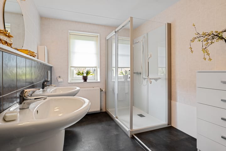 Foto 25 van Hoendiep Oostzijde 37