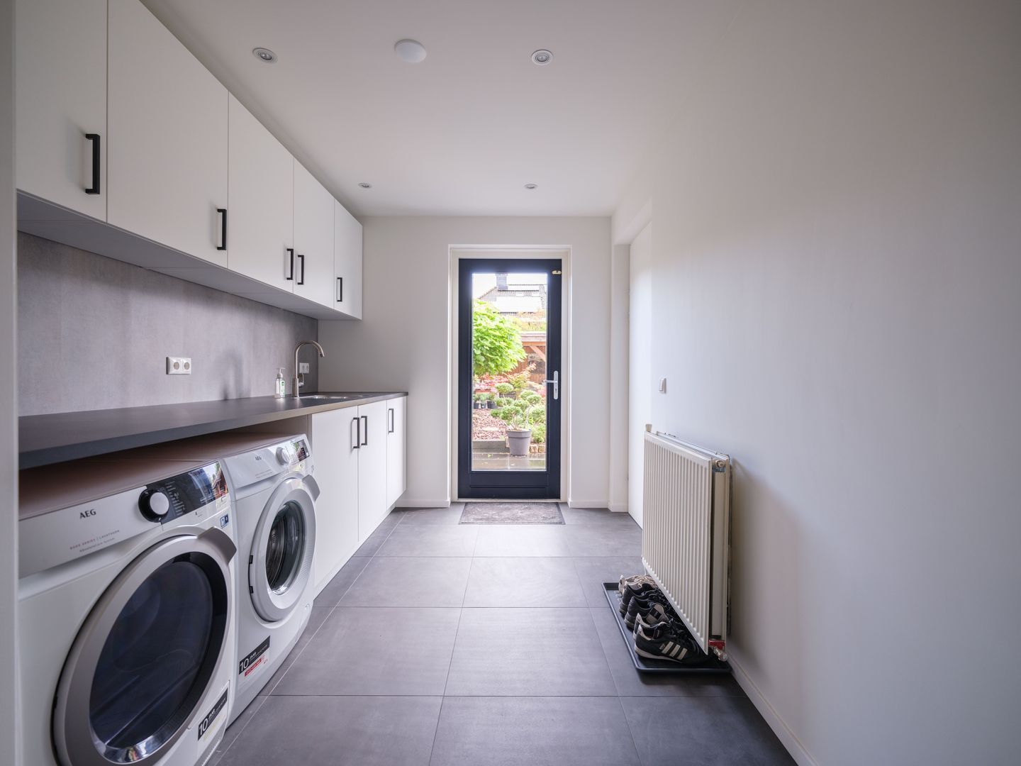 Photo 19 of Zaailand 60