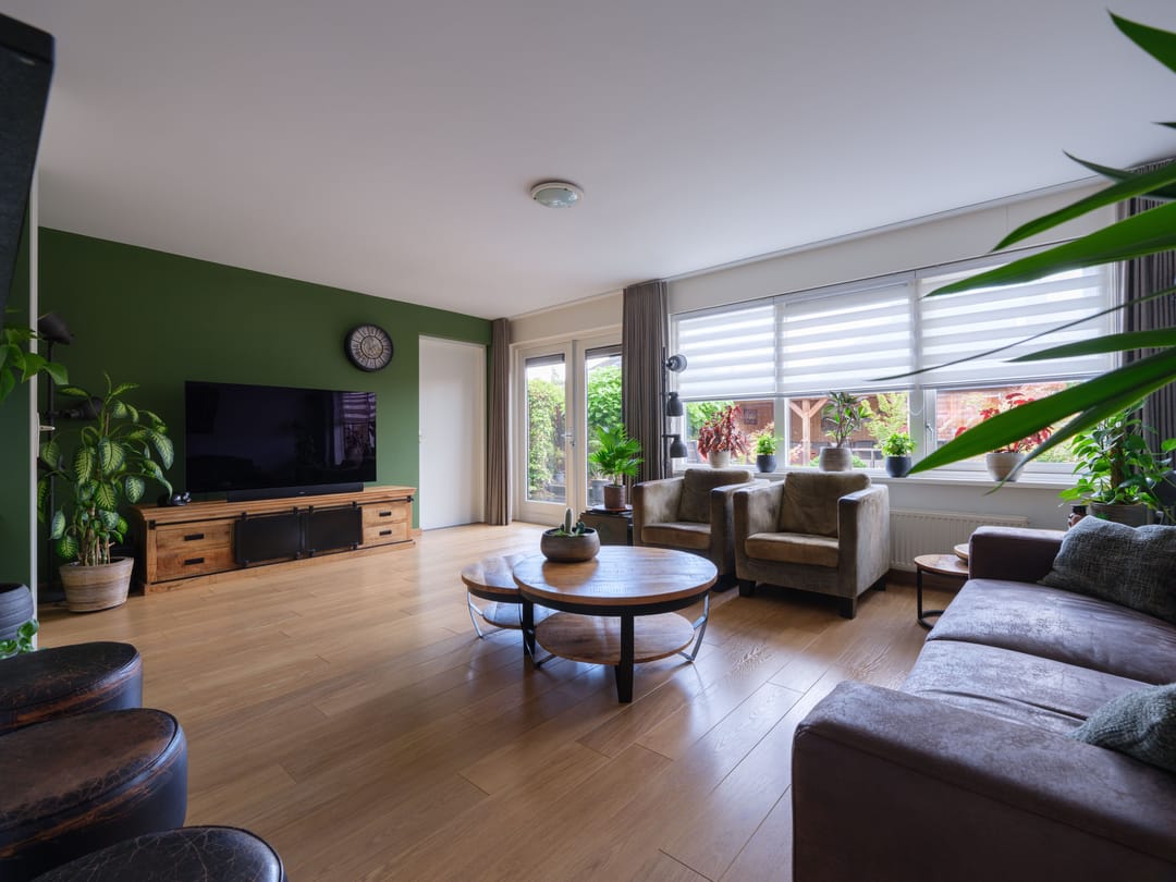 Photo 11 of Zaailand 60