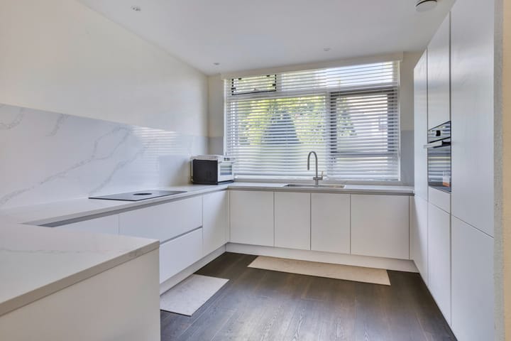 Photo 10 of Grassnip 12