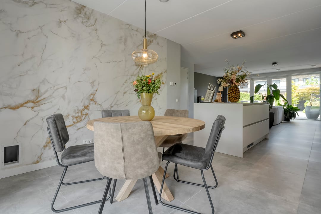 Photo 17 of Voermanstraat 96