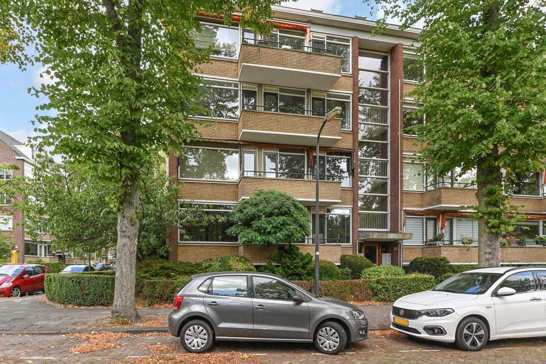 Foto 31 van Mgr P.J. Willekenslaan 99