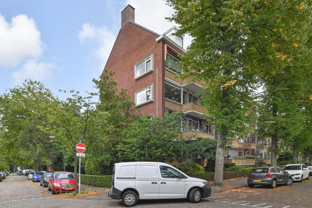 Foto 32 van Mgr P.J. Willekenslaan 99