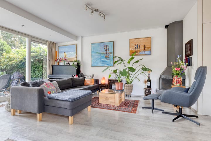 Foto 2 van Lauwerbes 19