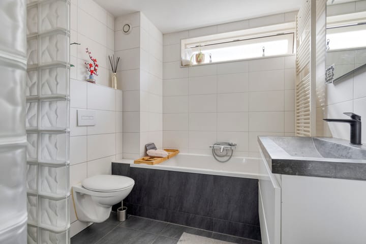 Foto 20 van Lauwerbes 19