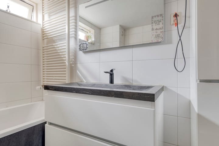 Foto 22 van Lauwerbes 19