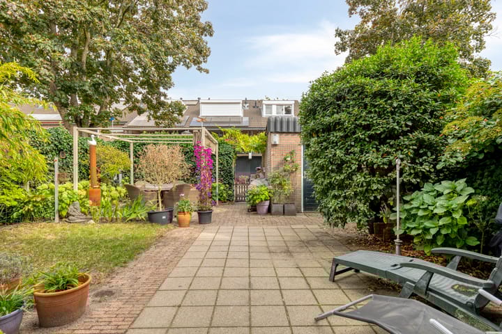 Foto 34 van Lauwerbes 19