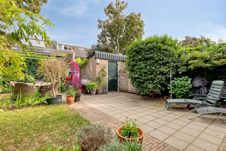 Foto 35 van Lauwerbes 19