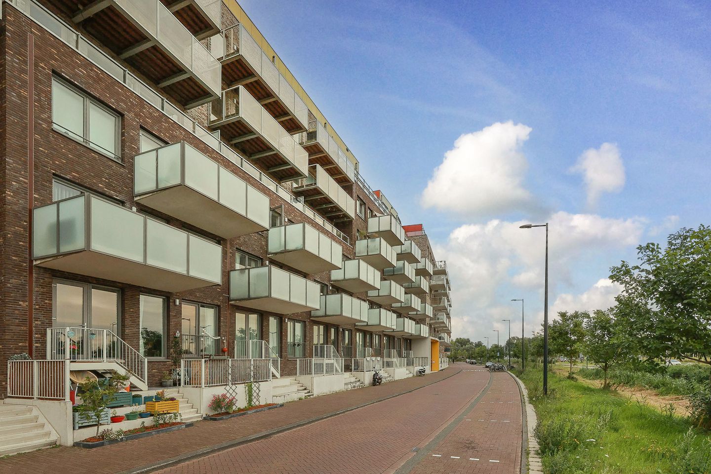 Foto 40 van Mary van der Sluisstraat 328