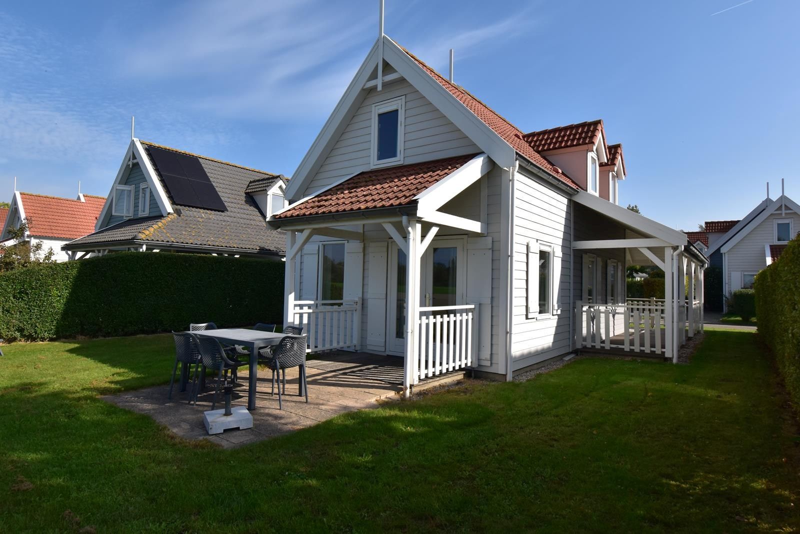 3-bedroom freehold villa in Bruinisse — photo 3 of 5