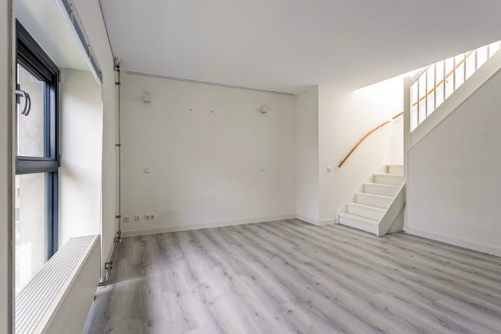 Photo 16 of Pasteurstraat 105