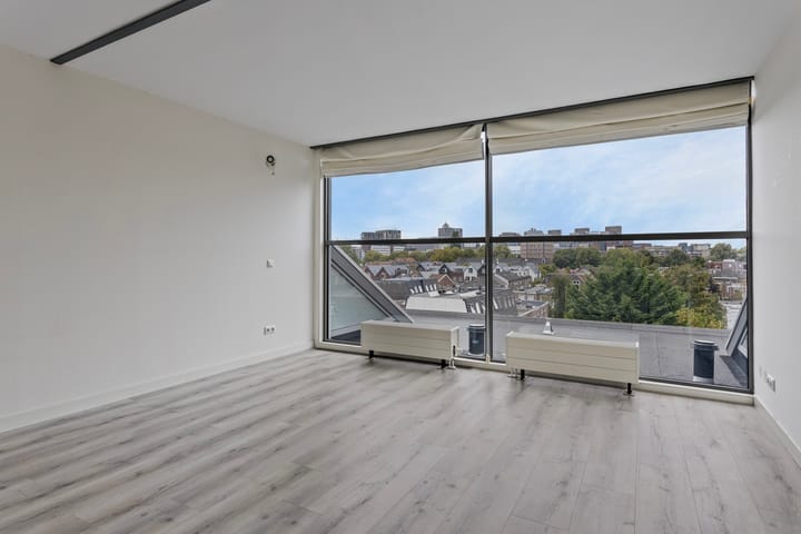 Photo 23 of Pasteurstraat 105