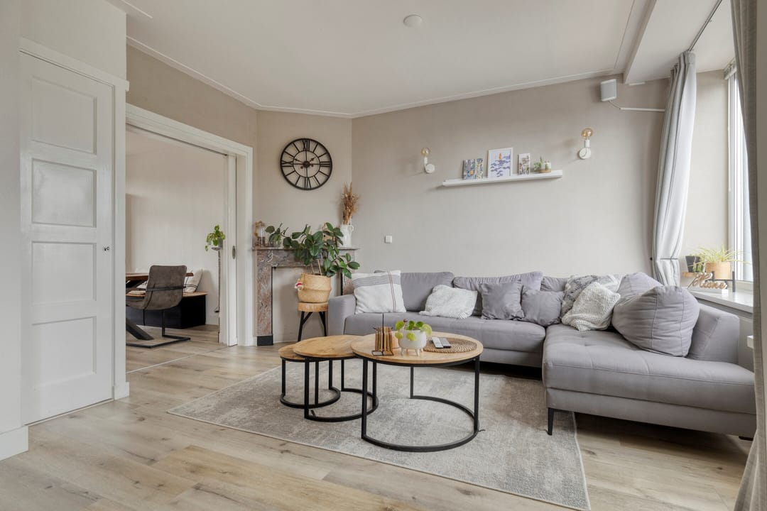 Photo 1 of Vondelweg 16-RD