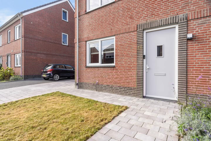 Photo 8 of Voorterweg 2-A