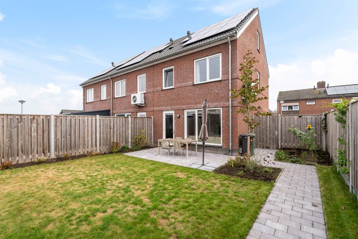 Photo 36 of Voorterweg 2-A