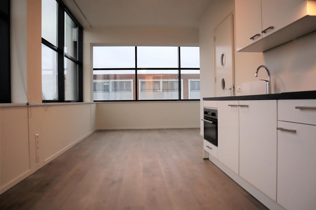 Foto 3 van Titanialaan 11-N