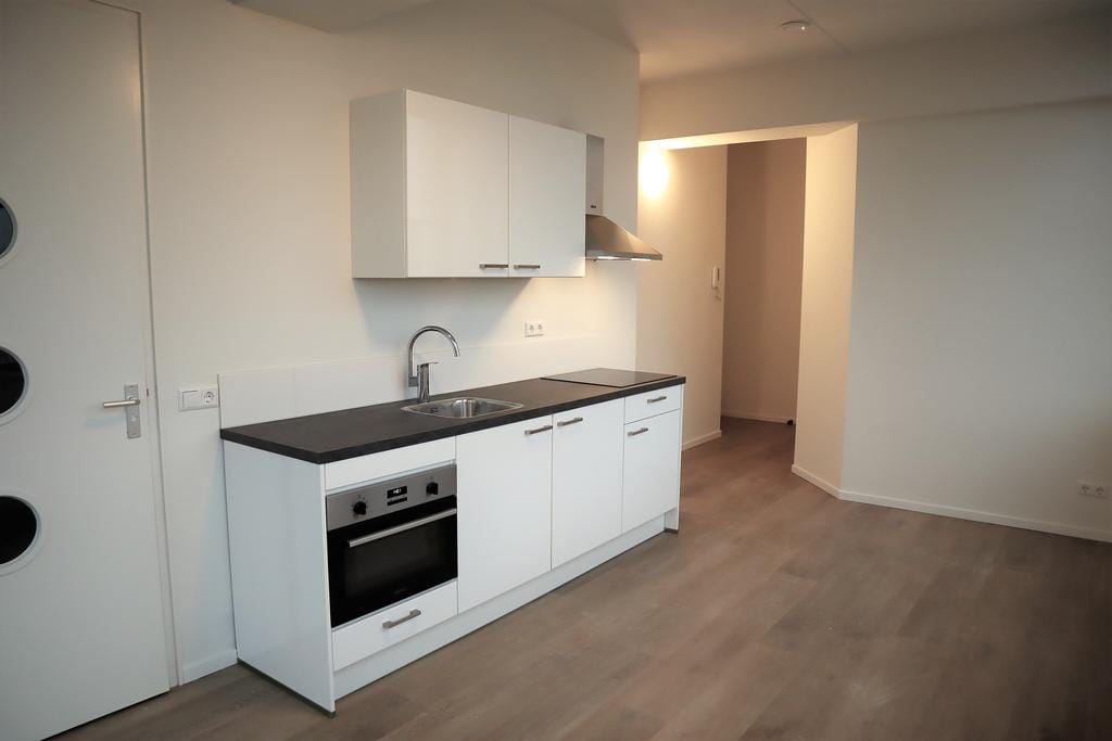 Foto 6 van Titanialaan 11-N