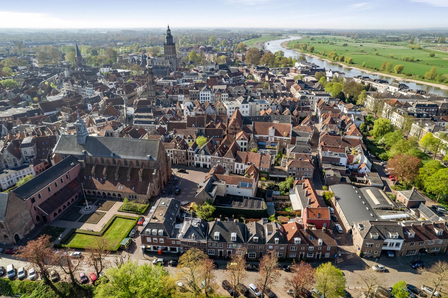 Foto 25 van Broederenkerkplein 5