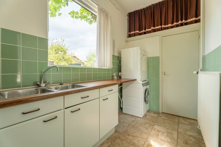 Photo 18 of Oegstgeesterweg 225