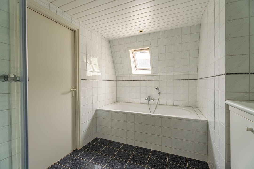 Photo 32 of Oegstgeesterweg 225