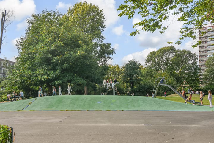 Photo 46 of Volendamlaan 766