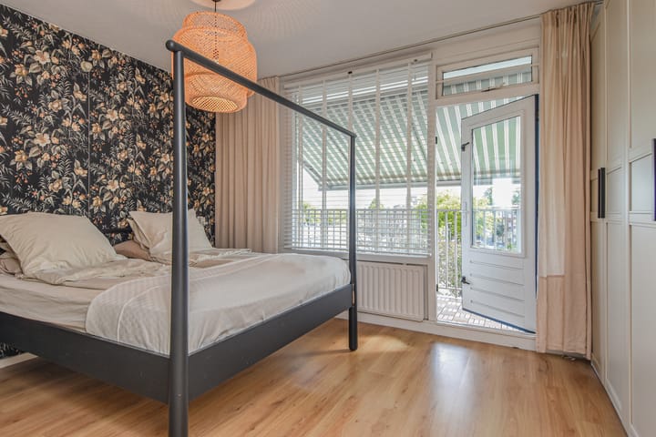 Photo 28 of Volendamlaan 766