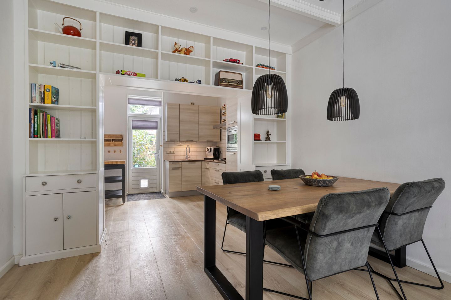 Foto 10 van Eendrachtstraat 32