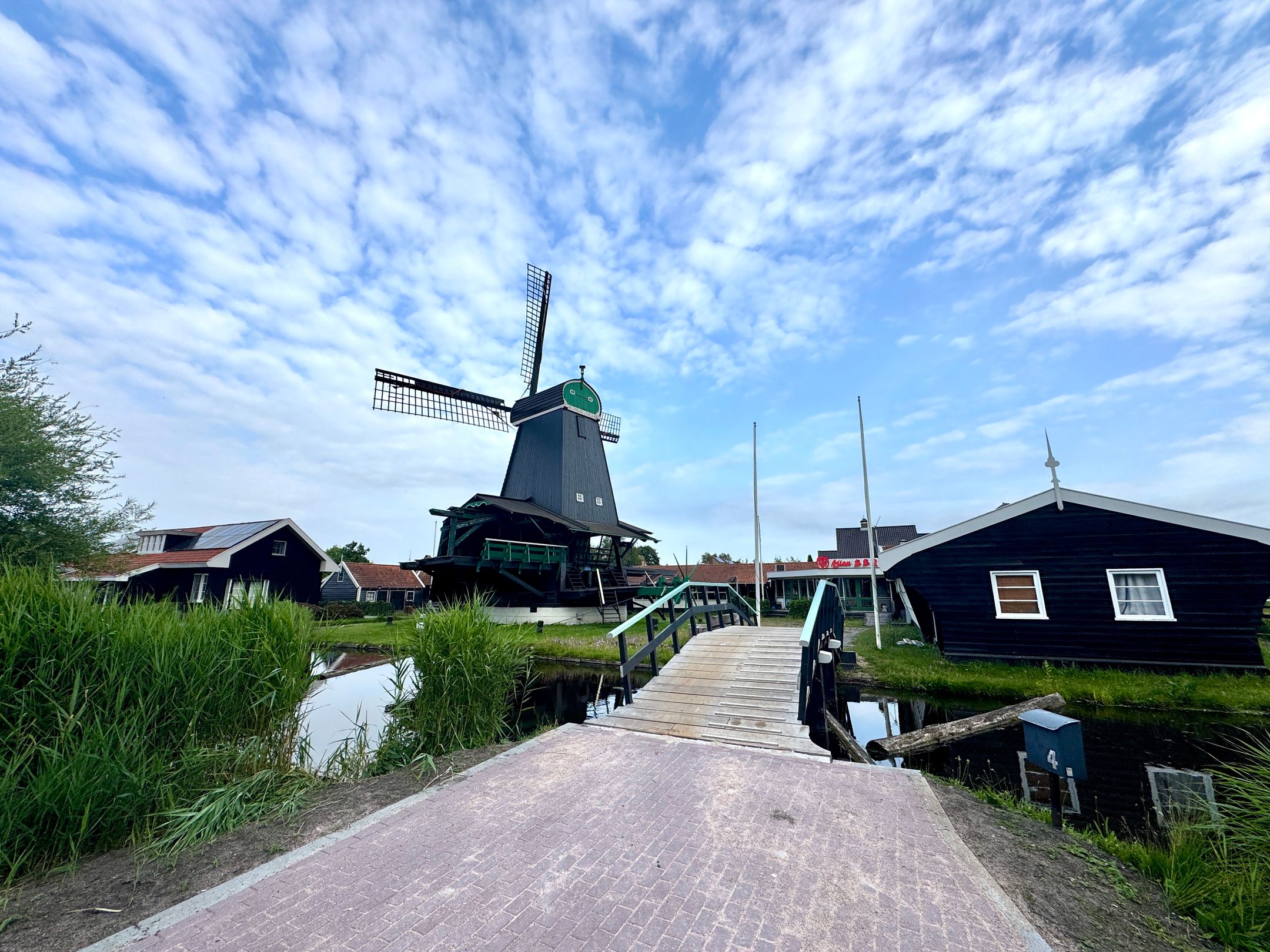 Foto 21 van Mahoniehout 453