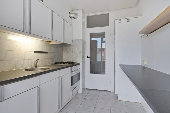 Foto 21 van Carry van Bruggenstraat 36