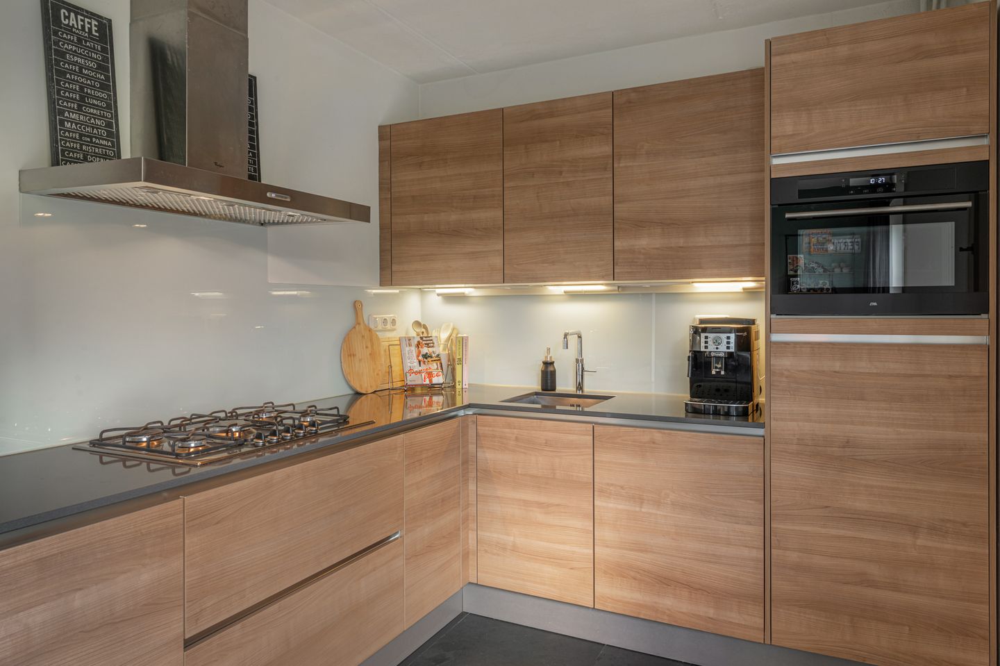 Foto 4 van Karturf 68