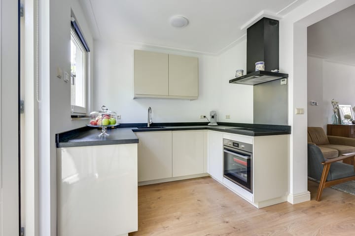 Photo 17 of Thinsstraat 15