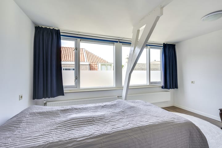 Photo 26 of Thinsstraat 15