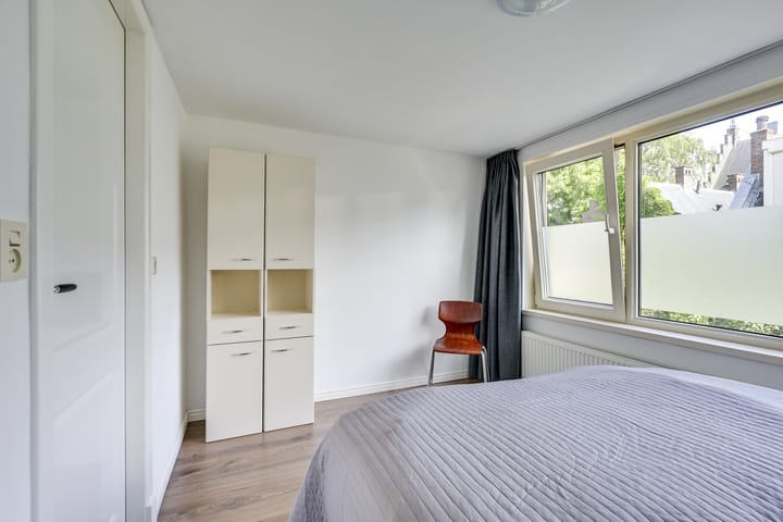 Photo 33 of Thinsstraat 15