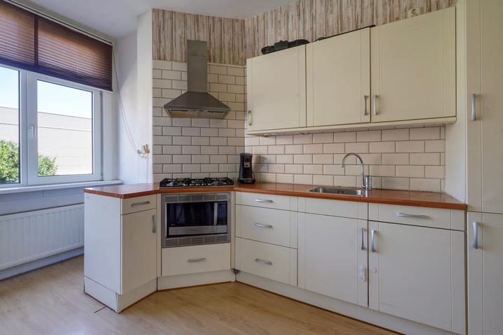 Foto 12 van Oudemansstraat 368