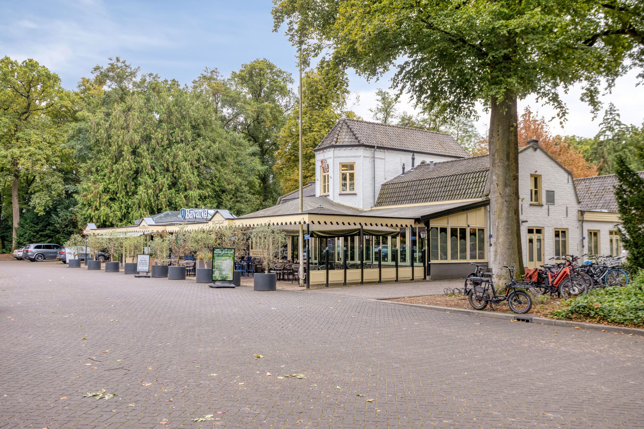 Foto 42 van Elzentlaan 111