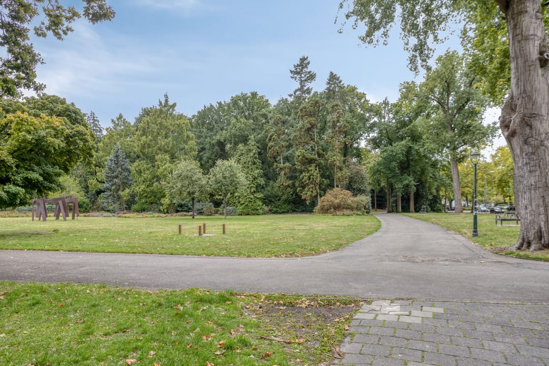 Foto 43 van Elzentlaan 111