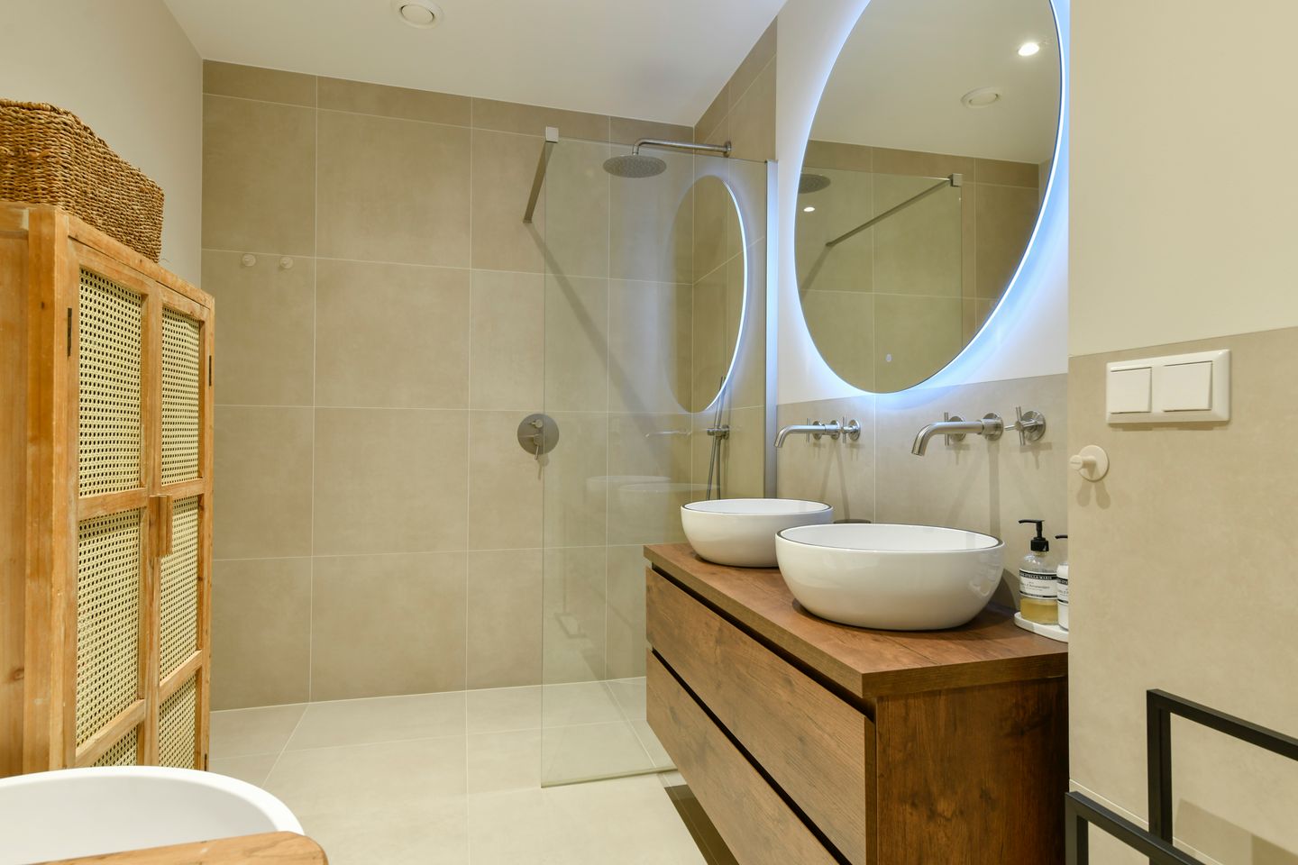 Foto 19 van Woestduinstraat 46-H