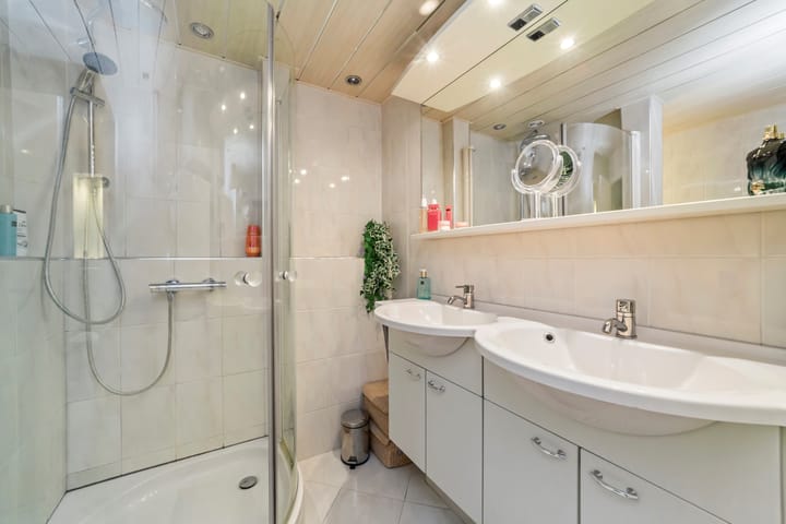 Photo 19 of Generaal Spoorlaan 697