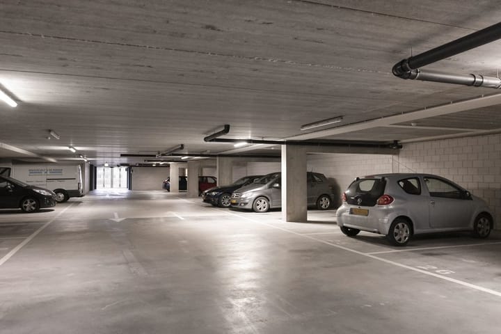 Photo 39 of Flemingstraat 9