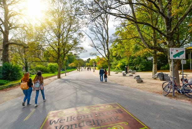 Foto 33 van Sassenheimstraat 24-1