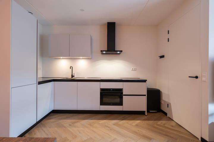 Foto 15 van Tames Visserstraat 1-E