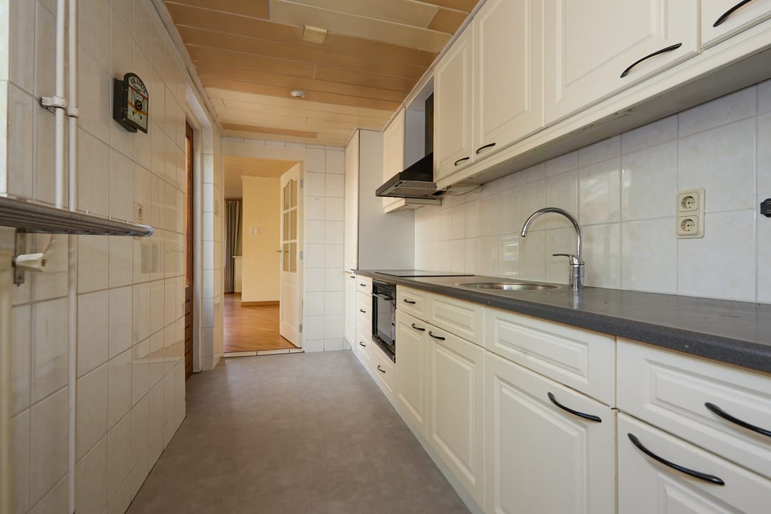 Foto 22 van Mgr. Broerestraat 2-A