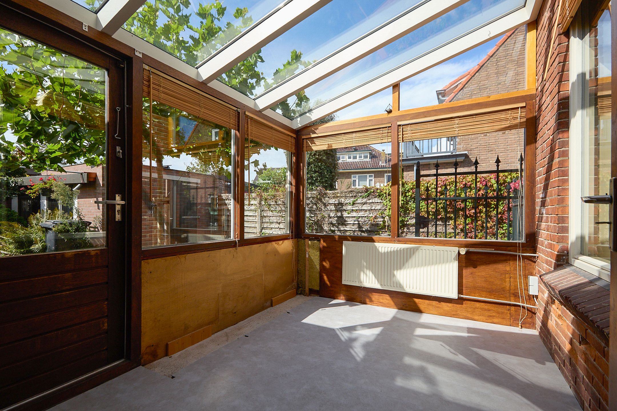 Foto 24 van Mgr. Broerestraat 2-A