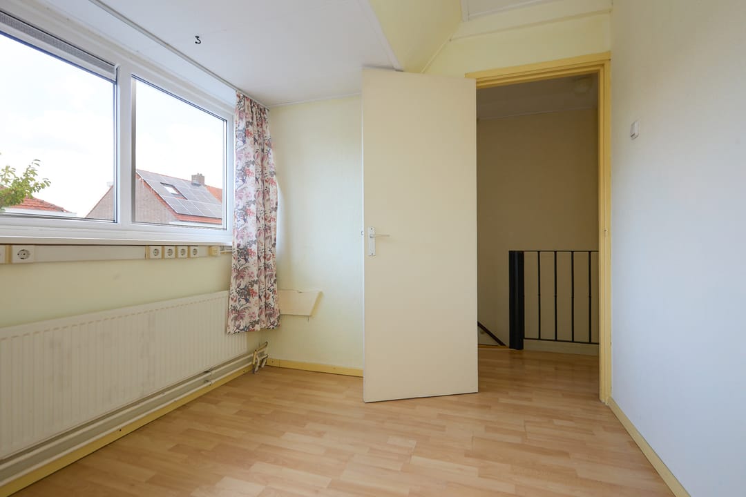 Foto 31 van Mgr. Broerestraat 2-A