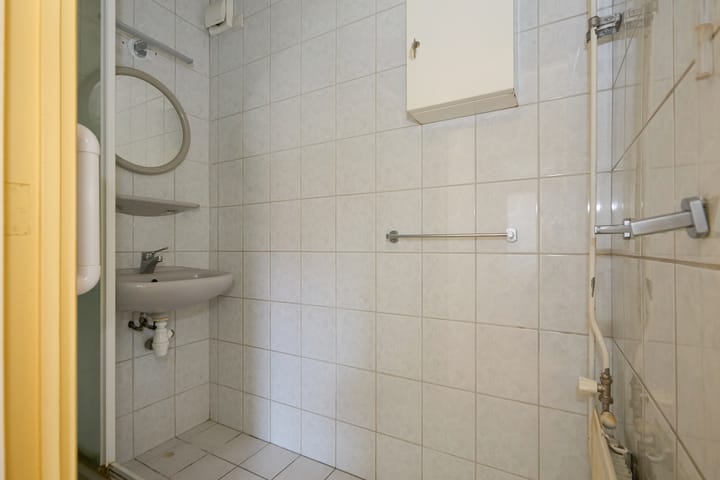 Foto 33 van Mgr. Broerestraat 2-A