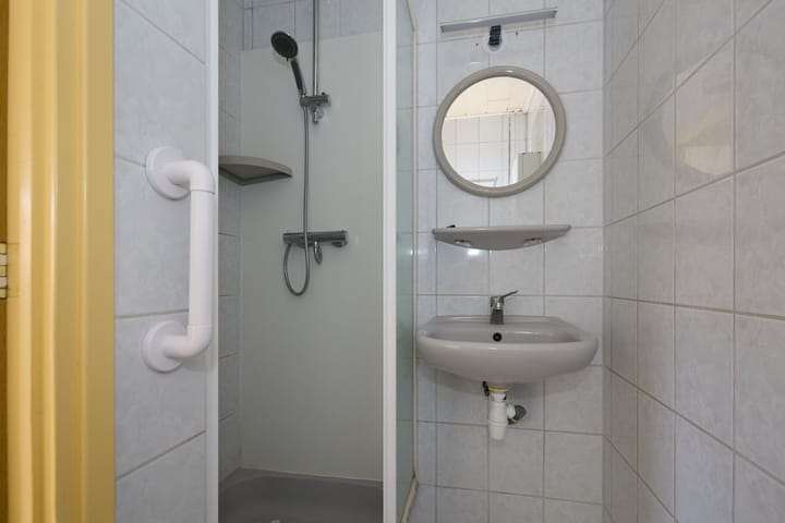 Foto 34 van Mgr. Broerestraat 2-A