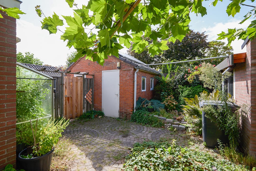 Foto 43 van Mgr. Broerestraat 2-A