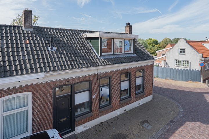 van Tilburghstraat 18